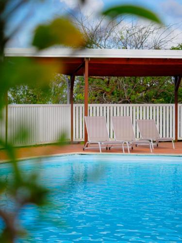 Piscine, Petite Ancre in Mare Gaillard