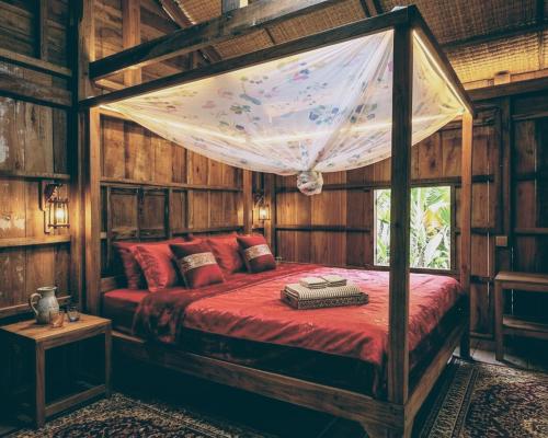 Family Batcave Homestay in Battambang