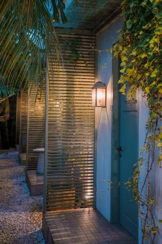 Studio O - Two-Floor Studio, Walk to the Beach 5