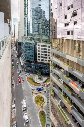 Mondriane - Perfect CBD Home Base on Spencer St in Other