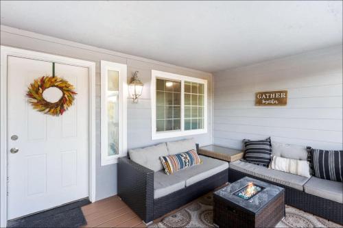 Ocean Front Clamming Game Room Large Deck in Ocean City (WA)