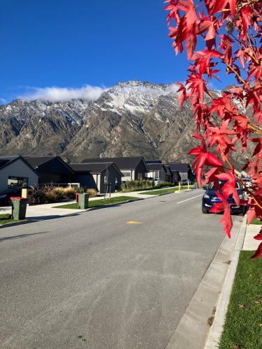 Peaceful Private Room and Ensuite in The Remarkables