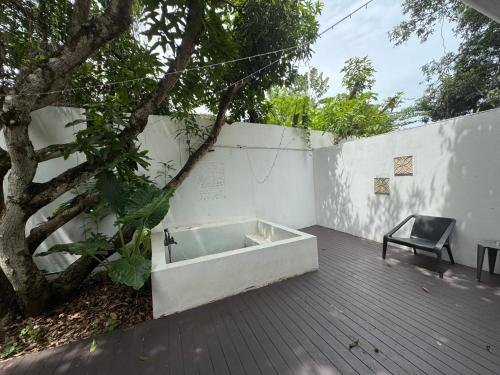 Mango Tree Resort in Tha Sala