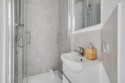 Cozy Apartment a c 1B 2P - Paris 14th - image 3