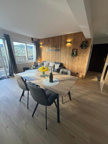 Appartement vu exceptionnel sur le lac 2