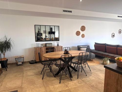 Iekārtas, ღ Elegancia - Maison Familiale Piscine & Parking in Dompierre-sur-Mer