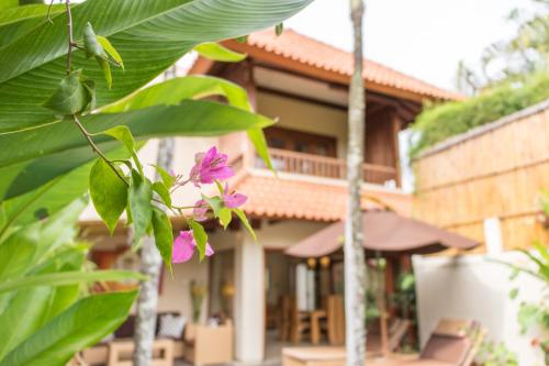 Three-Bedroom Villa with Private Pool and Free Floating Breakfast image 10