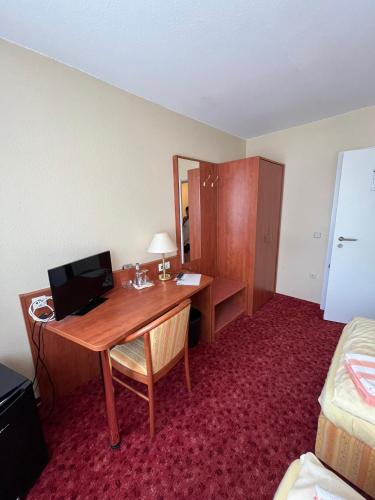 1 twin bed