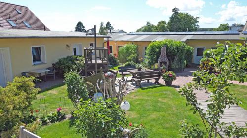 Ferienanlage in Sellin auf Ruegen – khách sạn tại Bollwerkstrase