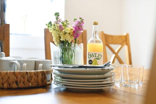Viesnīcas āriene, Great Higham Oast and Cottages by Bloom Stays in Milstead