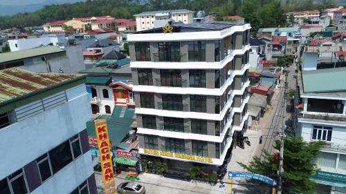 Duyên Hùng Premier Hotel (Duyen Hung Premier Hotel) in เดียนเบียนฟู