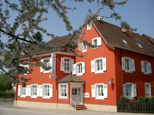 B&B Müllheim - Gasthof Engel - Bed and Breakfast Müllheim