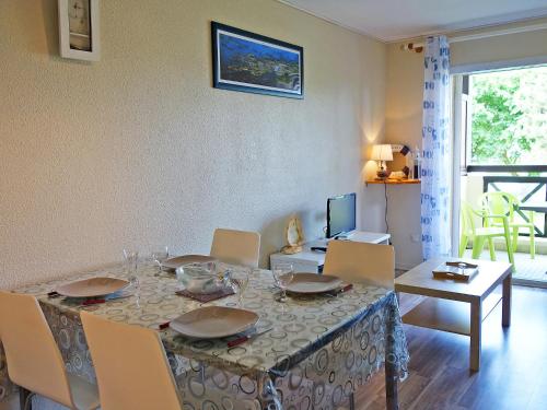 Apartment Le Yacht Club - RHU365