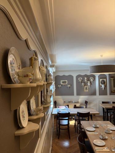 Ēdiens un dzērieni, Hotel de l'Ange in Nīdermoršvīra