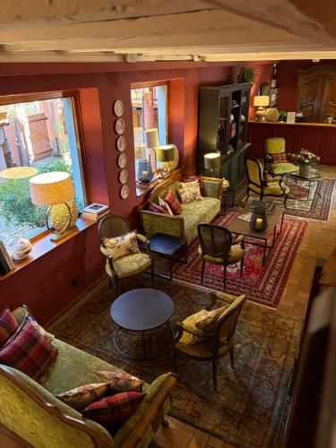 Vestabils, Hotel de l'Ange in Nīdermoršvīra
