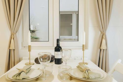 Stylish studio near the Tuileries Gardens - image 11