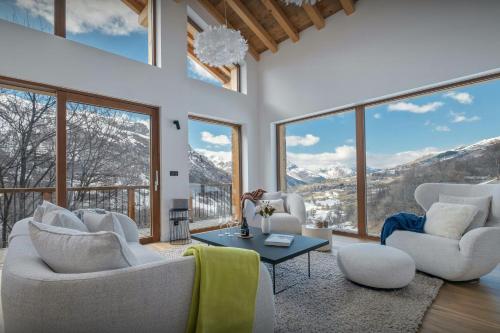 Surrounding environment, Chalet Artemis - OVO Network in Praranger