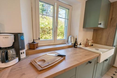 Carpe Diem Stunning Renovated Family Farm in Le Locle