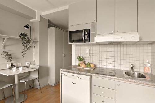 The Nooq Alvik - Hotel & Studios in Bromma