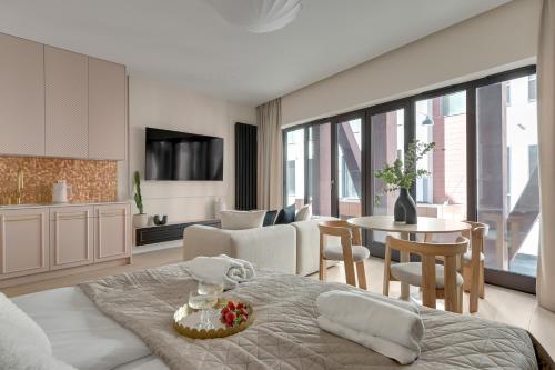 Granaria Premium Suites by Downtown Apartments 2