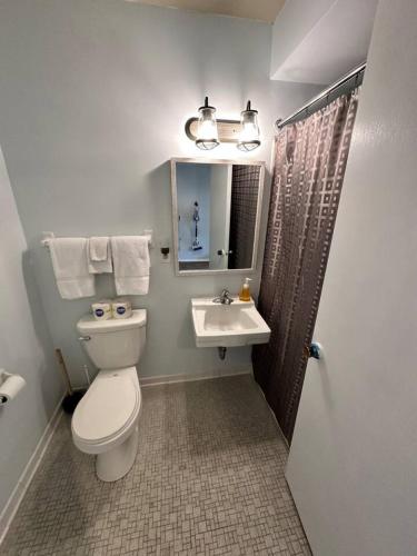 Great Lakes Resort - Jr Suite - Suite 10 - image 6