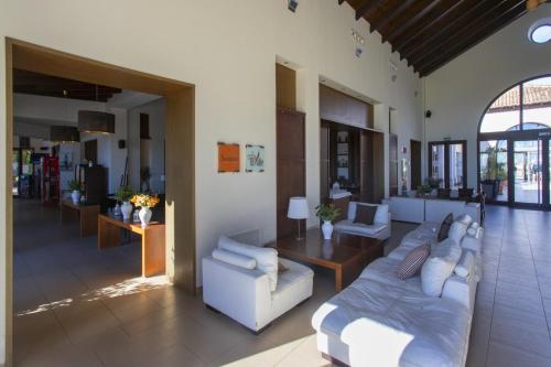 ผับ/เลาจน์, Family Golf Oasis, Disney, Pool and Sunny Terrace in โล เมดิโก
