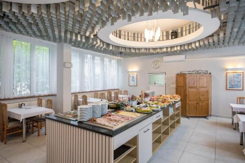 Étterem, Hotel *** NAT Krynica Zdroj in Krynica városközpont