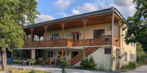 Näkymä ulkoa, Friendly Home in Telavi