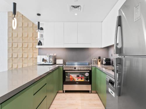 Modern Serenity 2BR Escape in Central Park - image 2