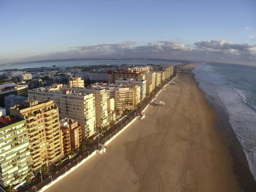 Atico Avda Cadiz Playa