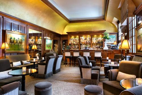 Hotel Barriere Le Normandy - 바/라운지