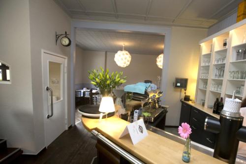 Hotel Zur Flora - image 3