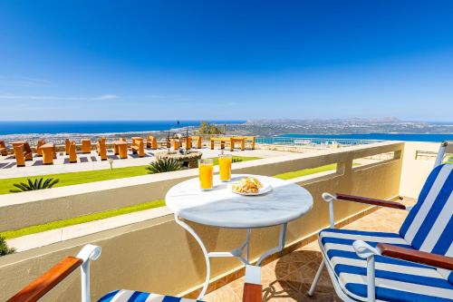 Theodoros Malaxa Retreat - Pool & Amazing View in Keramies