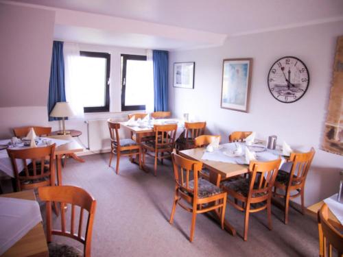 Hotel Zur Flora - image 4