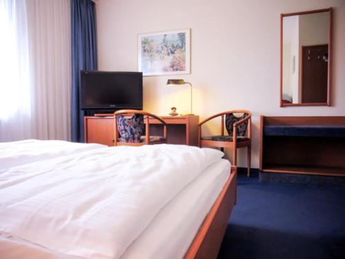 Hotel Zur Flora - image 13