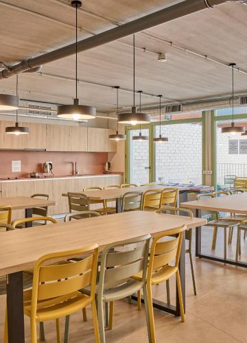 Hostelfly Fira Barcelona in ออสปิตาเล็ต เดอ โลเบรอกัต