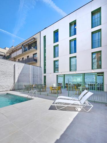 Hostelfly Fira Barcelona