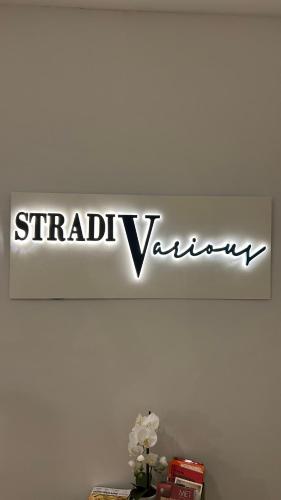 Stradivarious, Florencie