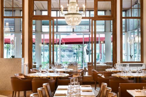 Hotel Barriere Le Normandy - 레스토랑