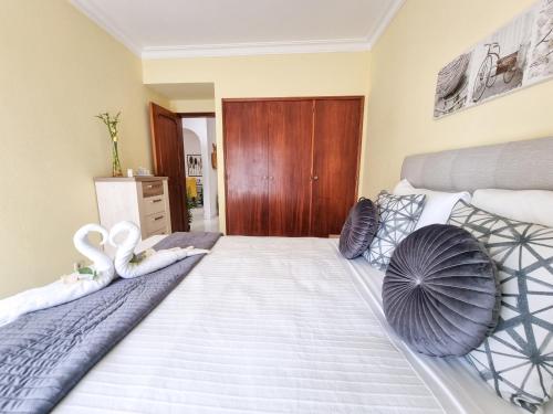 Apartment Praia Rocha Candimar Sunflower - image 2
