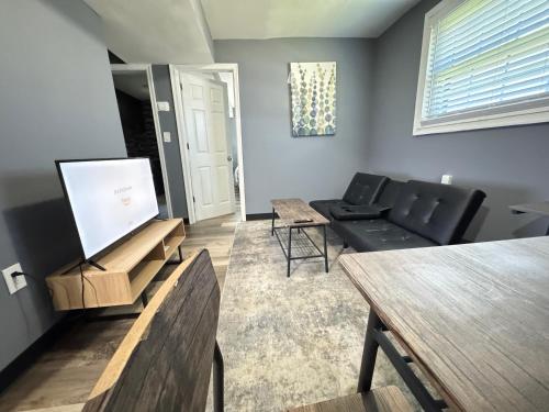 Modern 2BR APT in DC near Downtown – khách sạn tại Anacostia