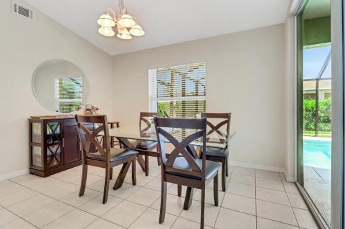 Sunny Oasis Retreat 1501 - image 3