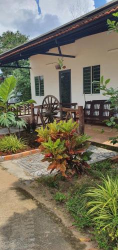 Balcony/terrace, Ngoc Bao Garden Bungalow Resort Phu Quoc in Bai Thom