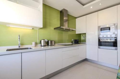 Kitchen, Garden Hill Haven Old Town & Sea View by BeCherish in Other
