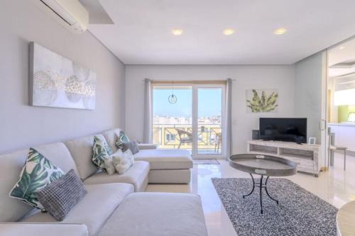 Shared lounge/TV area, Garden Hill Haven Old Town & Sea View by BeCherish in Other