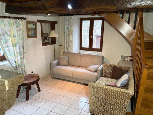Carpfollies in Saint-Martin-le-Mault