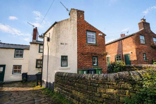 Cosy 2-Bed Cottage with Log-Burner and Garden gîte à louer Belper