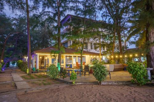 Tsunami beach hotel arugambay in อ่าวอารูกัม