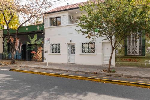 MOT Rentals MusikHaus Soho 4Bd 10pax