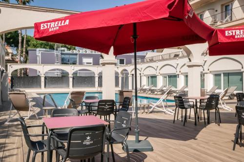 Úszómedence, Hotel Canal Olimpic in Castelldefels